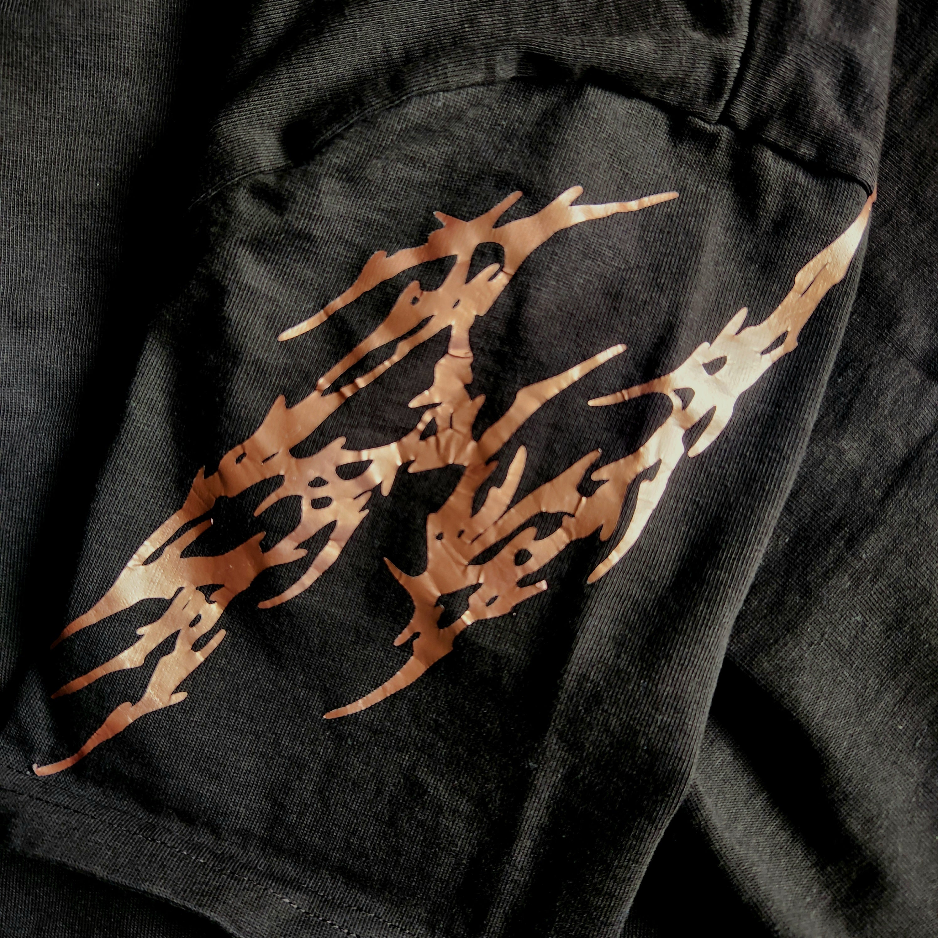 V1 logo + sleeve